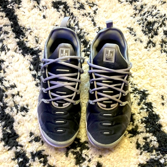 Nike vapor max wolf grey  size 9